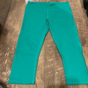 Fabletics Christmas‎ Green Workout Leggings SzM